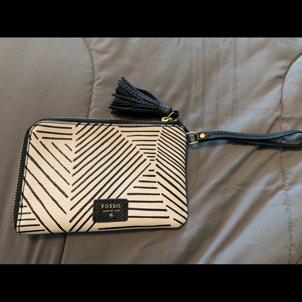 Fossil Wristlet
